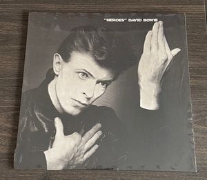 David Bowie – Heroes