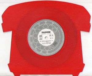 Fait Divers (English Version)/La Bombe Humaine cover