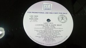 Lady Levi – Looking For A Dope Beat
