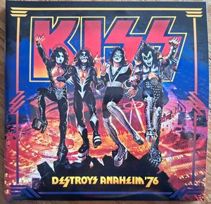Destroys Anaheim '76 by Kiss