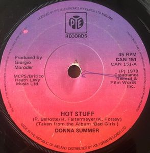 Donna Summer – Hot Stuff