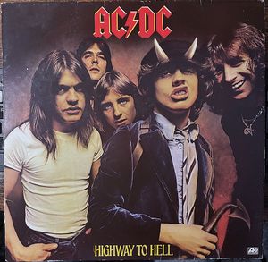 AC/DC – Highway To Hell