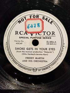 Freddy Martin And His Orchestra – Smoke Gets In Your Eyes / I've Told Every Little Star