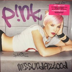 M!ssundaztood by P!NK