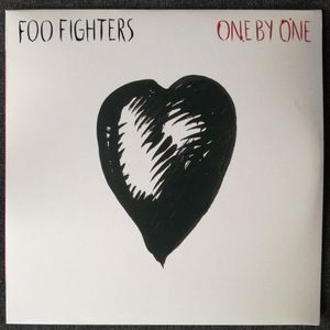 Foo Fighters – One By One