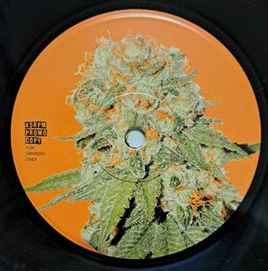 Mondocane / Smile Davis – Golfo Dopa / Blow Ya Mind